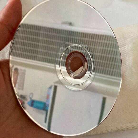 Nintendo Wii Shaun White Snowboarding: Road Trip - Picture 2 of 2